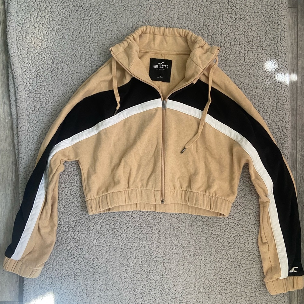 Hollister cropped jacket